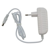 Adaptér 12V, 2A, 24W Síťový adaptér do zásuvky pro LED pásky, povrch bílá, vstup 230V, výstup 12V, 2A, 24W, IP20, s konektorem 5,5 x 2,1mm, ochrana proti zkratu, přetížení, přehřátí