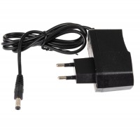 Síťový adaptér, 12V, 12W, 24W Síťový adaptér do zásuvky pro LED pásky, povrch černá, 230V - 12V, 2A, 12W/24W, IP20, s konektorem, rozměry dle typu, délka kabelu l=1m.