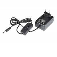 Síťový adaptér, 12V, 24W Síťový adaptér pro LED pásky, povrch černá, vstup 230V, výstup 12V, 2A, 24W, IP20, konektor 5,5/2,1mm, rozměry 75x50x40mm, délka kabelu l=1m, vč. vypínače, ochrana proti zkratu, přetížení, přehřátí