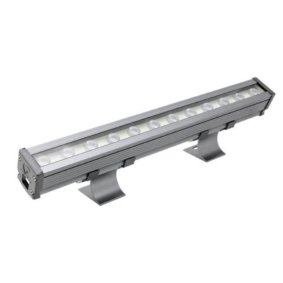 POLETIO LED reflektor 12W Světlomet venkovní reflektor, materiál hliník stříbrná, krycí sklo tvrzené, LED 12W, 1520lm, teplá 3000K,UGR<7, 230V, IK08, IP65, vyzař. úhel 30°, Ra80, tř.1+tř.3, 54x110x500mm, vč trafa