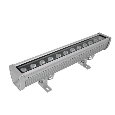 POLETIO LED reflektor L Světlomet venkovní reflektor, materiál hliník, povrch elox, krycí sklo tvrzené, LED 12W, 1356lm, teplá 3000K, UGR<7, 230V, IK08, IP65, vyzař. úhel 30°, Ra80, tř.1+tř.3, 135x76x500mm, vč trafa