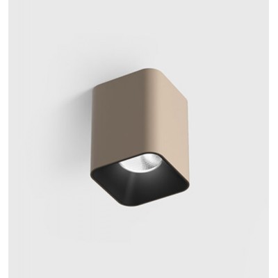 ARSCHO PL SQ 8W Stropní přisazené bodové svítidlo, těleso hliník, povrch béžová, LED 8W, 620lm, teplá 3000K, vyzař. úhel 50°, UGR<19, Ra90, 230V, IP20, rozměry 52x66x52mm.