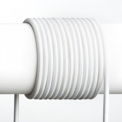KABEL TŘIŽÍLOVÝ FLEXI 3x7,5mm Třižílový kabel s textilním úpletem pro napájení svítidel, barva bílá, 3x0,75mm, rozměry d=6,6mm, lze dodat v celku max l=25m, cena/1m