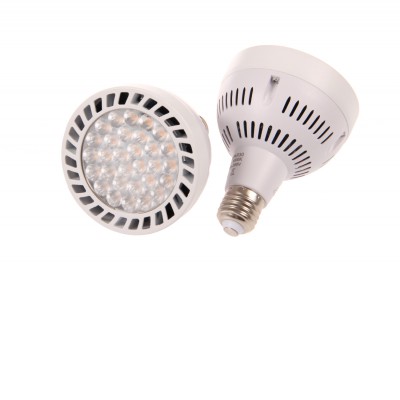 LED žárovka 45W E27 PAR30 Světelný zdroj bodová LED žárovka, materiál hliník, povrch bílá, LED 45W, E27 PAR30, denní 6500K, 4300lm, Ra85, vyzař. úhel 24°, střední životnost 25.000h, rozměry d=94mm, l=118mm s ventilátorem