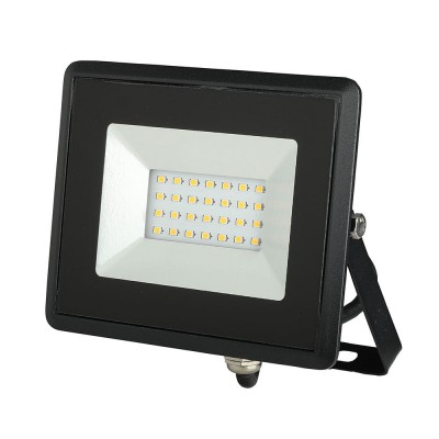 Světlomet venkovní reflektor LED IP65 plochý slim VÝPRODEJ Světlomet, venkovní reflektor, těleso hliník, povrch černá, krycí sklo čiré, LED 20W, 1700lm, teplá 3000K, Ra70, 230V, IP65, IK05, rozměry 150x143x26mm