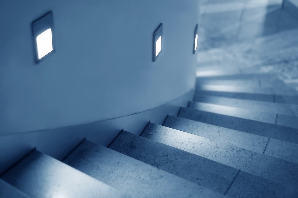 venkovní osvětlení točitých schodů